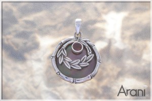 Z230 zawieszka, perła Shell+granat SREBRO 925