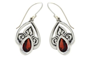 Kolczyki srebrne granat K184