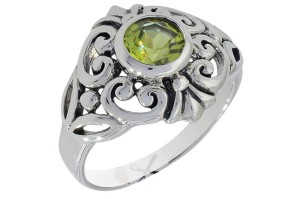 Pierścionek srebrny oliwin P277