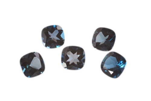 kam F topaz nieb. london cushion 8