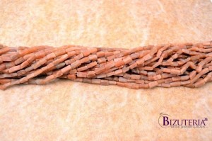 R89- Kamień księżycowy prostokąt 4,5mm 370mm