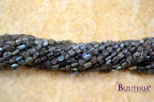 R13- Labradoryt owal 5mm 360mm